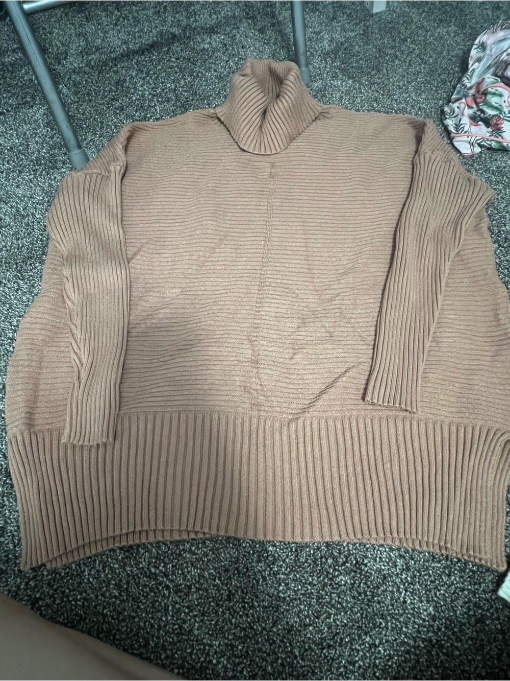 Cozy Ribbed Turtleneck Sweater in Light Brown
